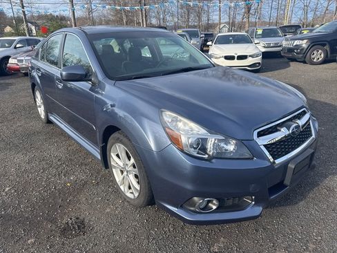 Used 2013 Subaru Legacy 3.6R Limited image 9
