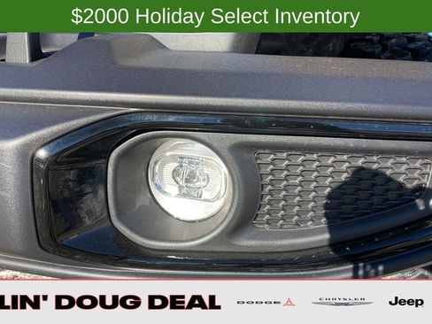 New 2025 Jeep Gladiator Willys image 10