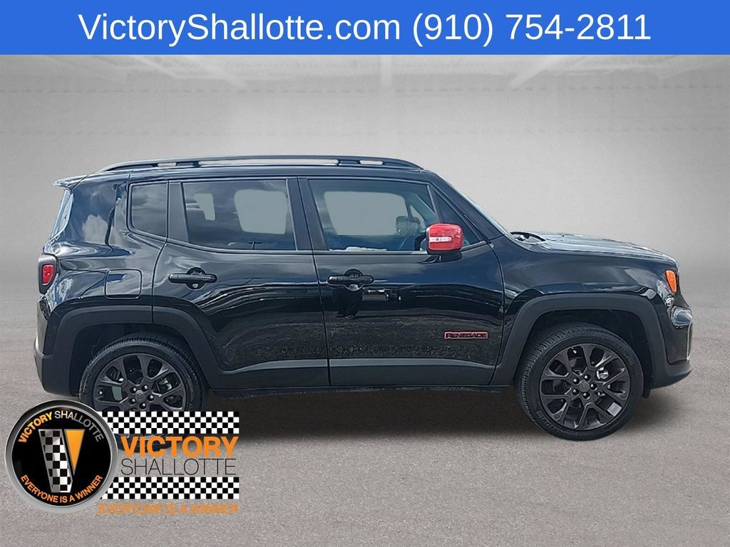 Certified 2023 Jeep Renegade Latitude AWD/4WD image 30
