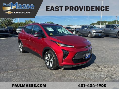 Certified 2023 Chevrolet Bolt EUV LT w/ Convenience Package FWD image 7
