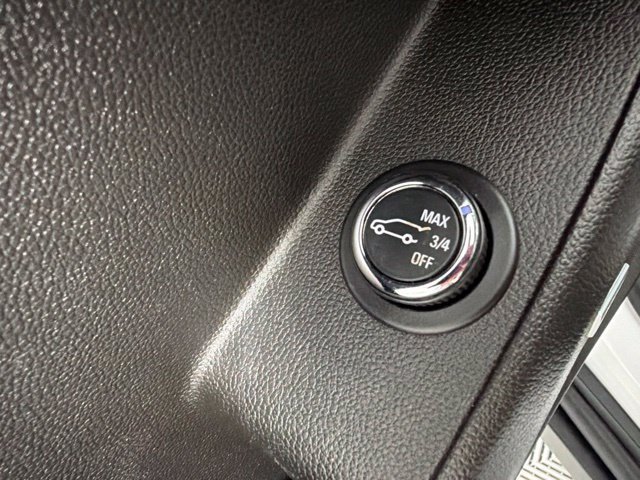 Used 2018 Chevrolet Traverse LT AWD/4WD image 16