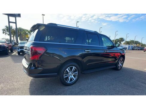 Used 2024 Ford Expedition Max Limited image 2