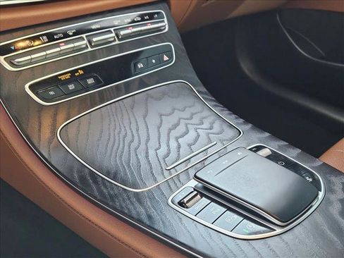 Used 2021 Mercedes-Benz E 450 E 450 image 16