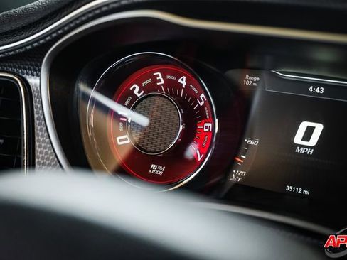 Used 2016 Dodge Challenger SRT Hellcat RWD image 23