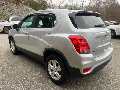 Used 2020 Chevrolet Trax LS image 3