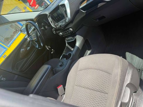 Used 2019 GMC Terrain SLE FWD image 16