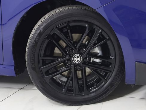 Used 2025 Toyota Camry SE image 13