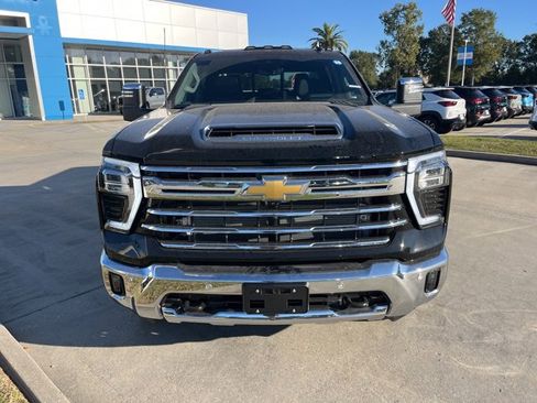 New 2026 Chevrolet Silverado 3500 LTZ image 15