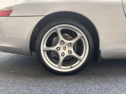 Used 2003 Porsche 911 Carrera 4 AWD/4WD image 26