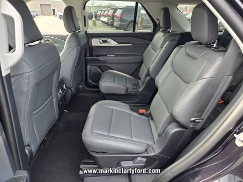 New 2026 Ford Explorer Active w/ Active Comfort Package image 6