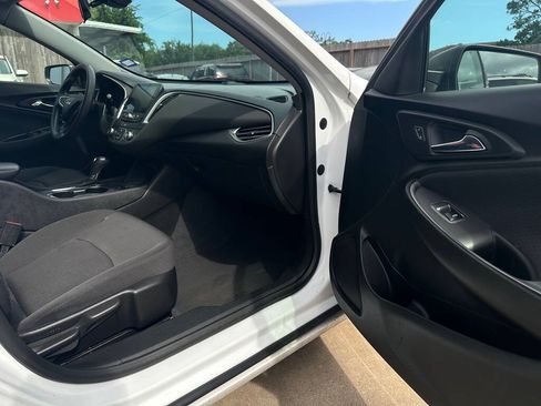Used 2019 Chevrolet Malibu LS FWD image 7