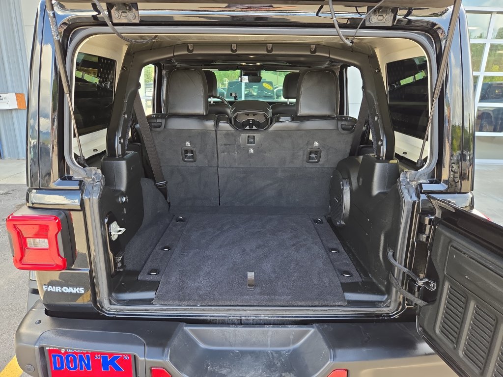 Used 2023 Jeep Wrangler Unlimited Rubicon 392 AWD/4WD image 27