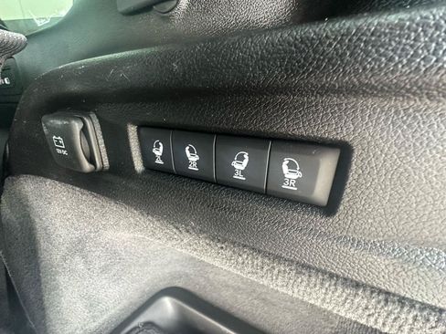 Used 2021 Jeep Grand Cherokee L Overland w/ Luxury Tech Group IV AWD/4WD image 62