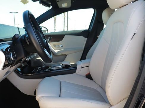 Used 2020 Mercedes-Benz A 220 image 12