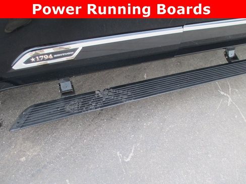 Used 2023 Toyota Tundra 1794 Edition image 15