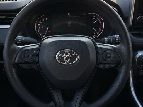 Used 2023 Toyota RAV4 XLE image 12