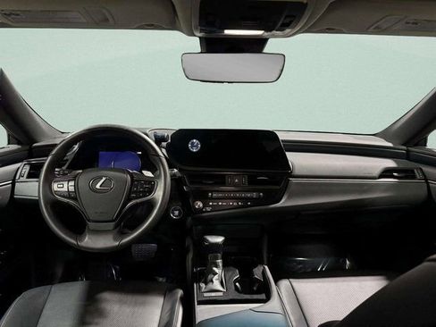 Used 2023 Lexus ES 350 image 11