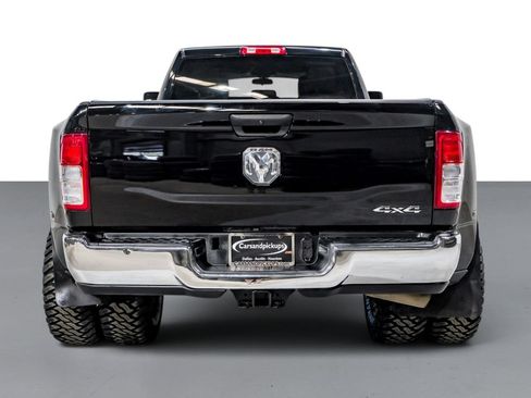 Used 2024 RAM 3500 Tradesman w/ Chrome Appearance Group AWD/4WD image 7