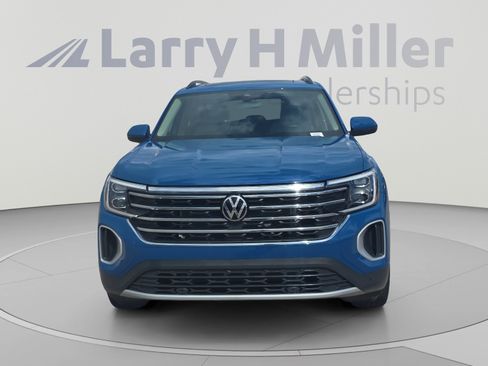 Used 2026 Volkswagen Atlas SE w/ Panoramic Sunroof Package FWD image 8