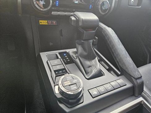 Used 2024 Toyota Tacoma TRD Off-Road w/ TRD Off Road Premium Package AWD/4WD image 12