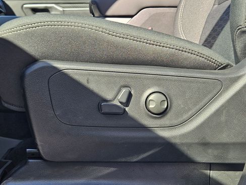 New 2025 RAM 1500 Big Horn image 18