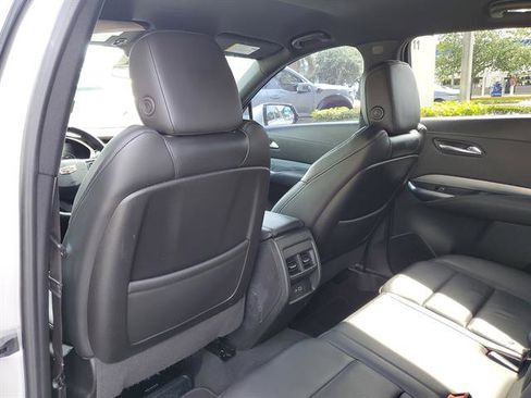 Used 2021 Cadillac XT4 Premium Luxury w/ LPO, Onyx Sport Package FWD image 16