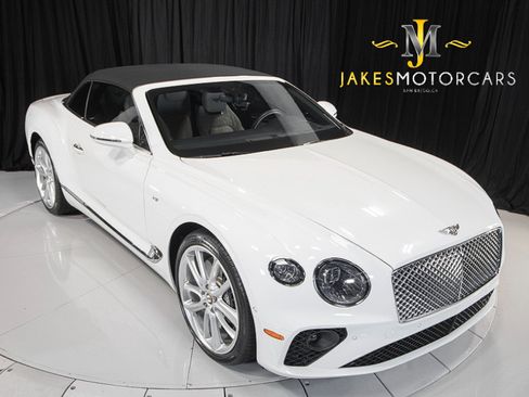 Used 2020 Bentley Continental GT V8 First Edition image 15