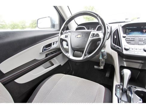 Used 2012 Chevrolet Equinox LT w/ Driver Convenience Package FWD image 11