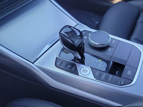 Used 2020 BMW 330i xDrive Sedan w/ Premium Package image 11