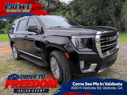 Used 2022 GMC Yukon SLT w/ SLT Premium Package