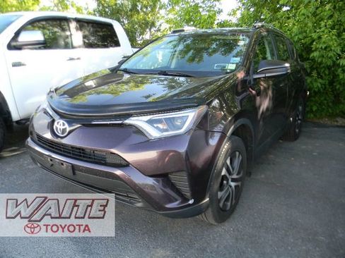Used 2016 Toyota RAV4 LE AWD/4WD image 4