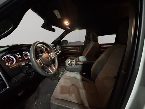 Used 2024 RAM 1500 Classic Warlock image 9