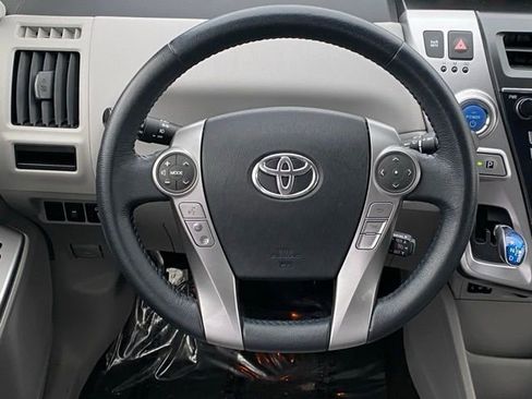 Used 2015 Toyota Prius V Five image 13