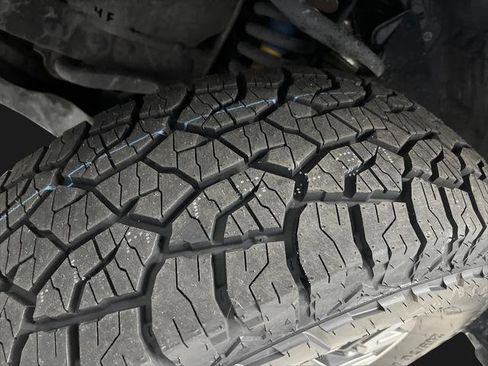 Used 2023 Toyota Tacoma TRD Off-Road image 36