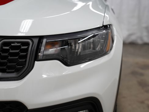 New 2026 Jeep Compass Trailhawk w/ Sun, Sound & Navigation Group image 14