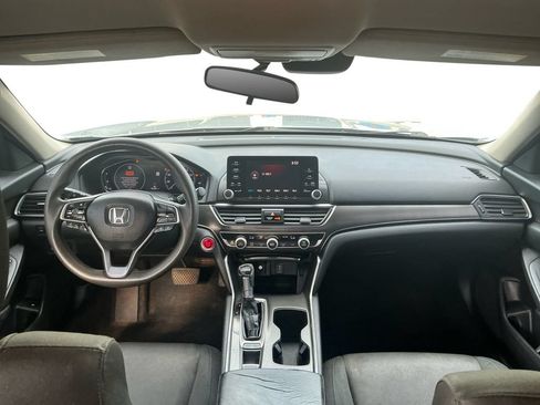 Used 2018 Honda Accord LX image 17