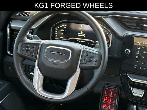 Used 2025 GMC Sierra 1500 Denali w/ Denali Reserve Package AWD/4WD image 14