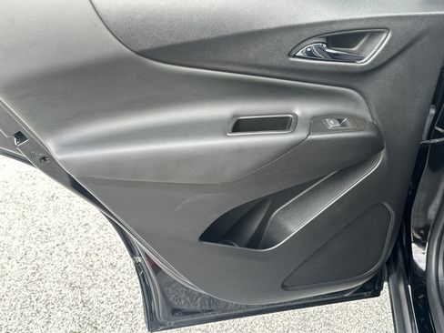 Used 2024 Chevrolet Equinox LT FWD image 22
