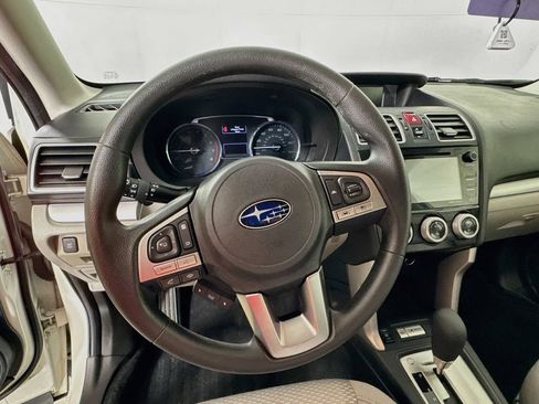 Used 2018 Subaru Forester 2.5i Premium AWD/4WD image 11