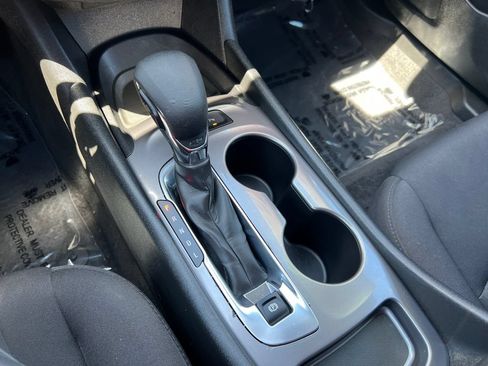 Used 2024 Chevrolet Malibu LS FWD image 27