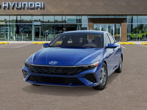 New 2026 Hyundai Elantra SE image 7