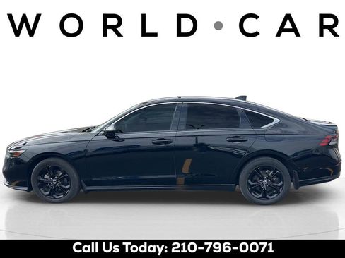 Used 2023 Honda Accord EX image 6