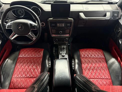 Used 2017 Mercedes-Benz G 63 AMG 4MATIC image 2