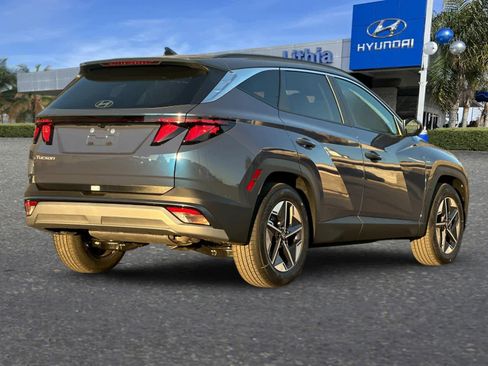 New 2026 Hyundai Tucson SEL image 2