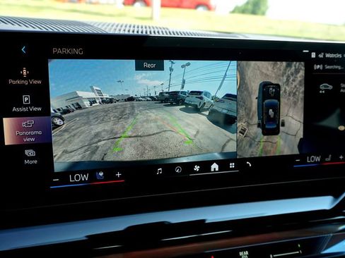 New 2027 BMW 530i xDrive w/ Premium Package AWD/4WD image 22