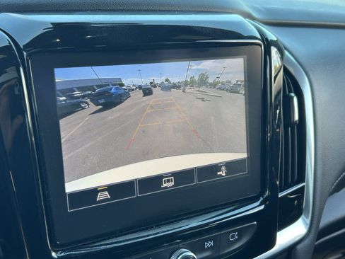 Certified 2023 Chevrolet Traverse LT FWD image 31