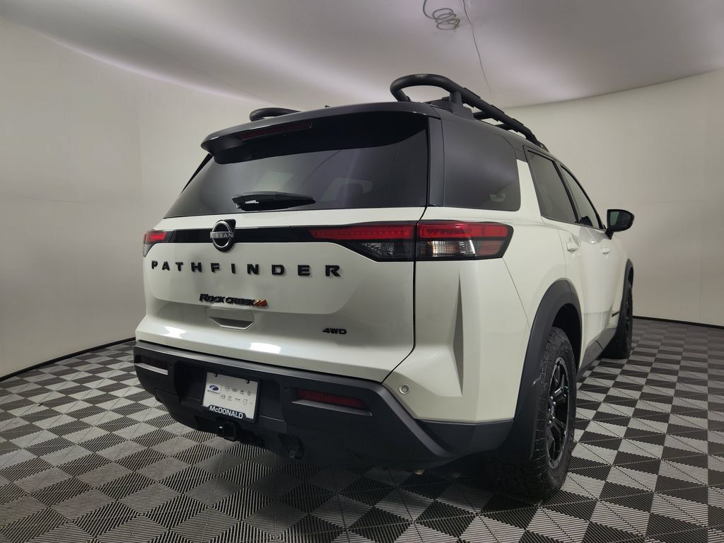 Used 2024 Nissan Pathfinder Rock Creek AWD/4WD image 5