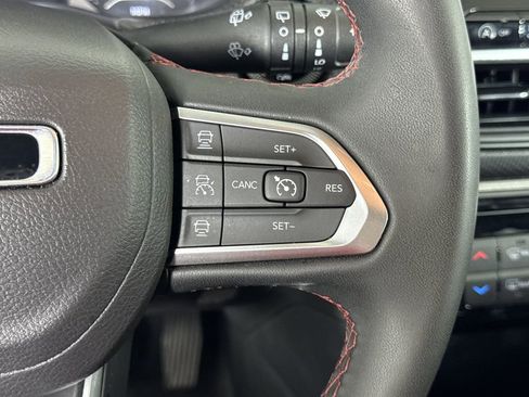 Used 2024 Jeep Compass Trailhawk image 24