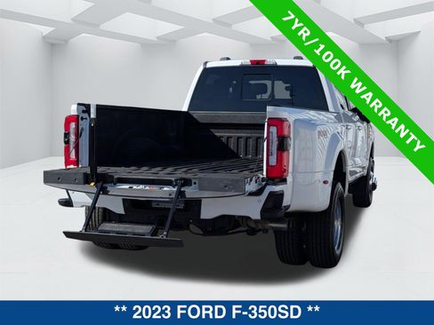 Certified 2023 Ford F350 Platinum w/ FX4 Off-Road Package image 13