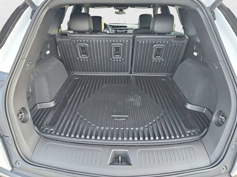 Used 2026 Cadillac XT5 Luxury w/ LPO, Floor Liner Package AWD/4WD image 12